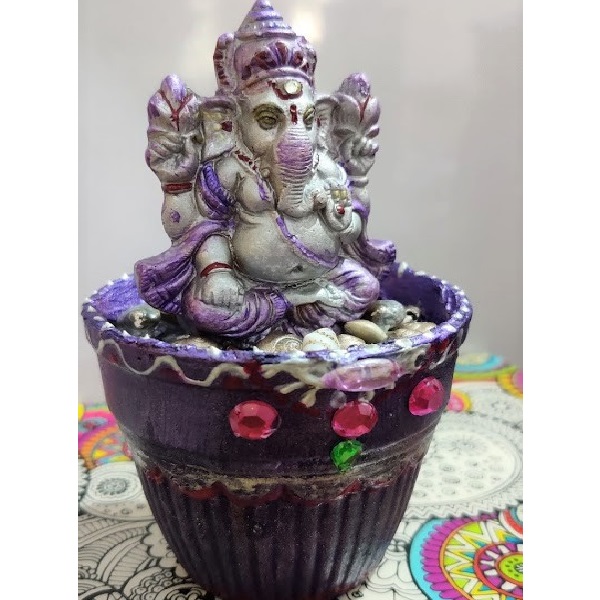 natural and artistic